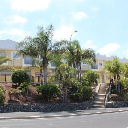 Oasis Fanabe 1 Apartment